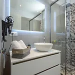 Elegant Apartman