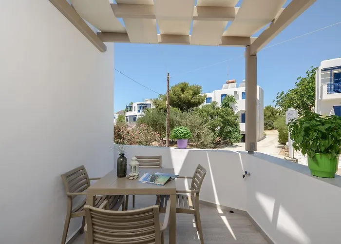 Elegant * アギオス・プロコピオス