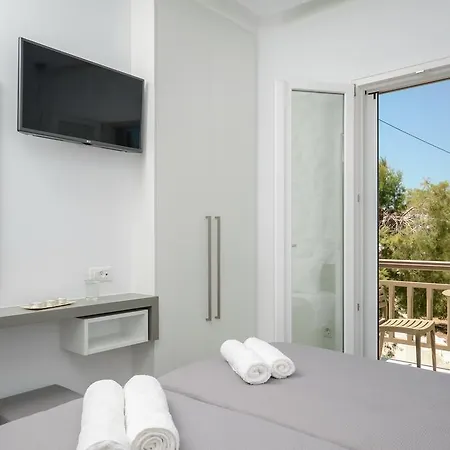 Elegant Agios Prokopios (Naxos)