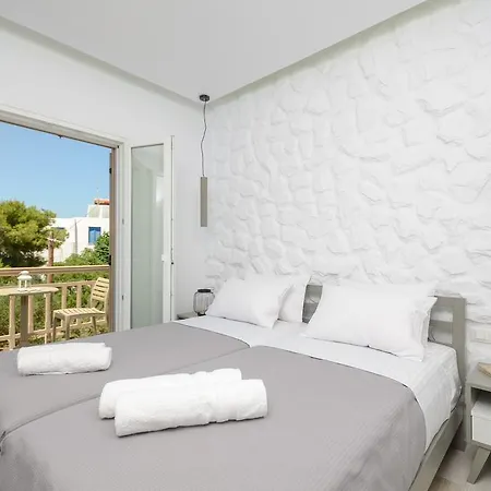 Elegant Agios Prokopios (Naxos)